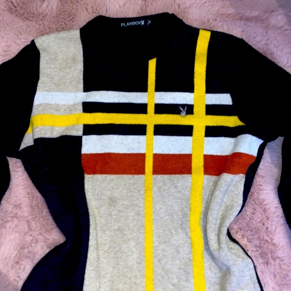 Original playboy embroidered long sleeve size 110 (small) - Picture 2 of 2